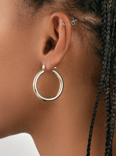 Load image into Gallery viewer, Chunky Tube Hoops